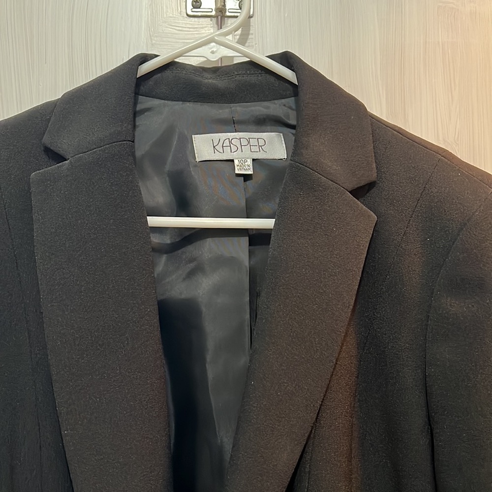 New blazer - Picture 2 of 5